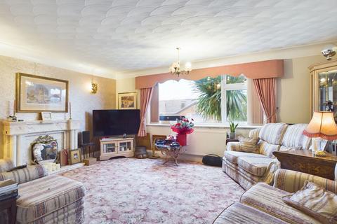 24 Lynwood Avenue, Aughton, Ormskirk, L39 5BB