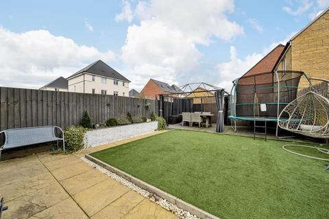 25 Townsend Road, Witney, OX29 7AR