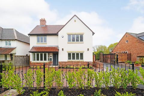 4 bedroom detached house for sale, Darley Green Road, Knowle, B93