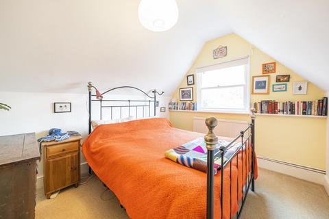Flat F, 80 Crystal Palace Park Road, London, SE26 6UN