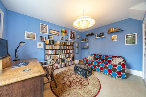 Flat F, 80 Crystal Palace Park Road, London, SE26 6UN