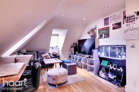 2 bedroom apartment for sale - Fishers Green Road, Stevenage