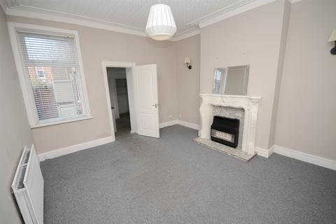 2 bedroom flat for sale - St. Vincent Street, South Shields