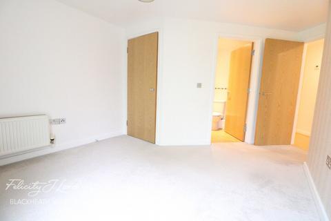 2 bedroom flat for sale, Meadowcourt Road, London, SE3