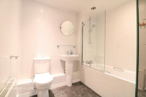 2 bedroom flat for sale, Meadowcourt Road, London, SE3