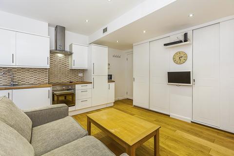 1 bedroom flat to rent, Chatsworth Court Pembroke Road, London, W8