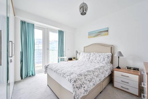 2 bedroom penthouse for sale, Ottley Drive, Kidbrooke, London, SE3