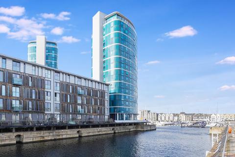 1 bedroom apartment for sale, Dock Head Road, Marina Point East Chatham Quays Dock Head Road, ME4