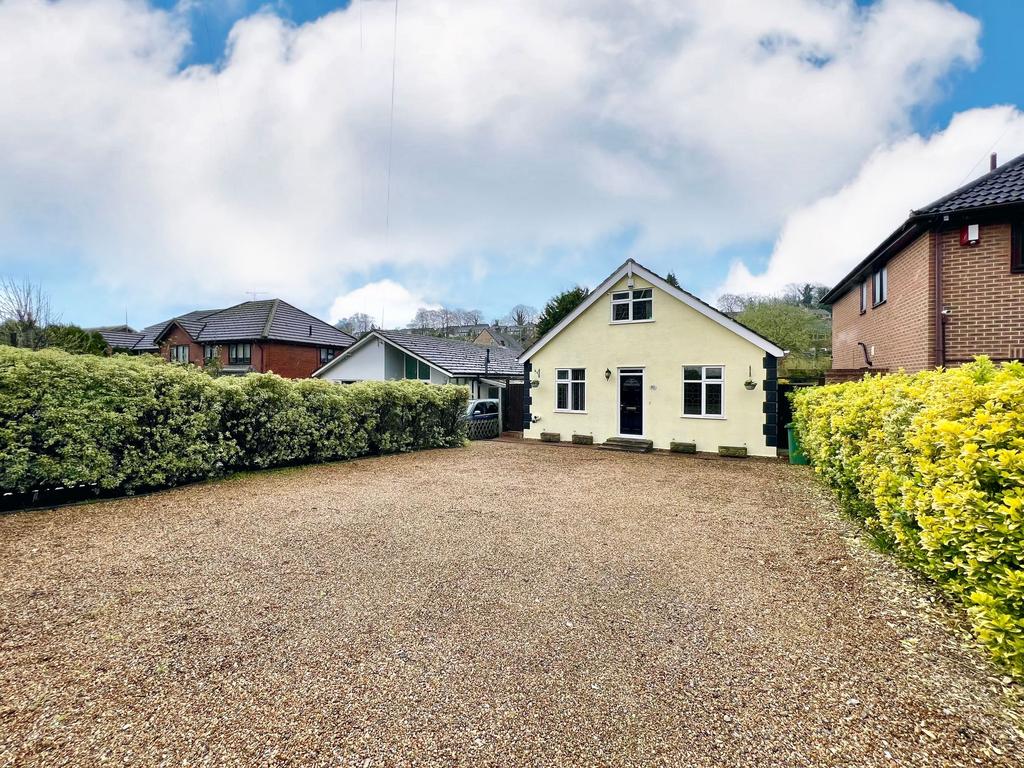 Chatham, Chatham ME5 4 bed detached house for sale - £465,000