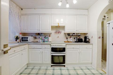 27 Brenchley Close, Rochester, ME1 2QL