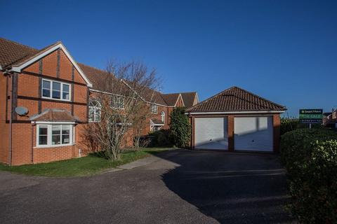 4 bedroom detached house for sale, Bentley Avenue, Yaxley, Peterborough, Cambridgeshire. PE7 3ZT
