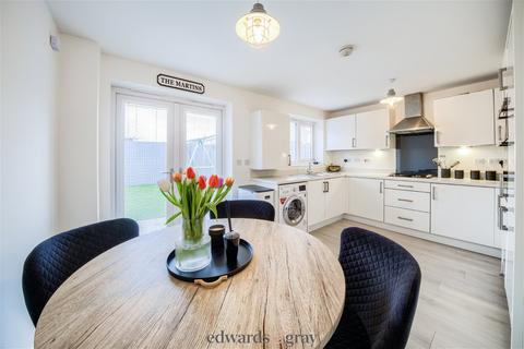 14 Stokesay Close, Chelmsley Wood, Birmingham, B37 7QW