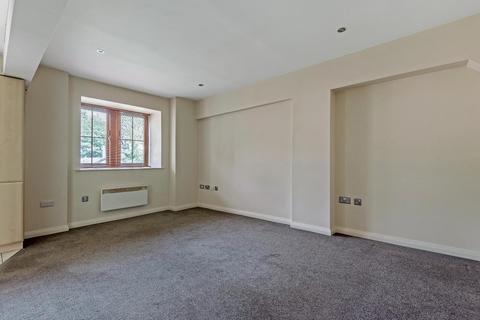 1 bedroom flat to rent, Canal Road, Riddlesden, Keighley, West Yorkshire, BD20