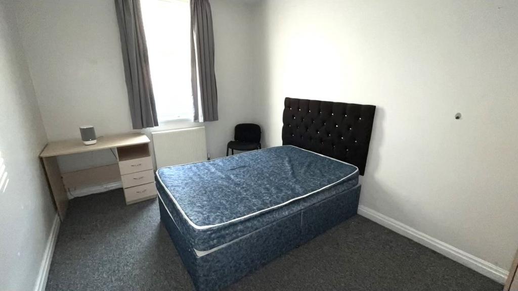 Room 2, 1a Elmsley Street