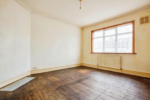 3 bedroom terraced house for sale, Eastbourne Avenue, London W3