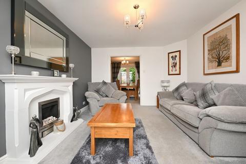 21 Crest Road, St Georges, Telford, TF2 9NG