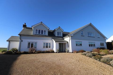 Barlandue Polperro Road, Looe, PL13 2JE