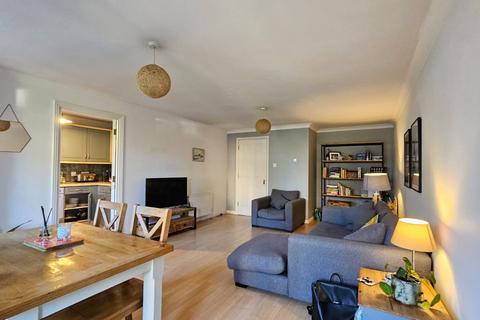 Flat 1, 64 Stainton Road, London, SE6 1AR