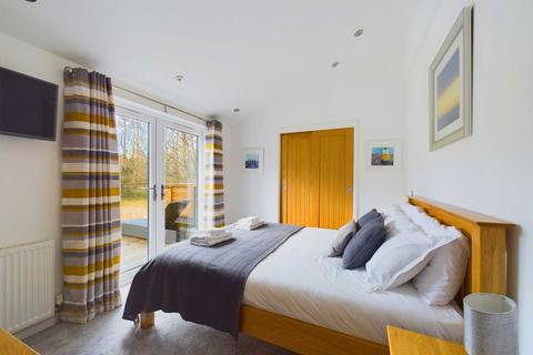 2 bedroom lodge for sale, Stonerush Lakes, Looe PL13