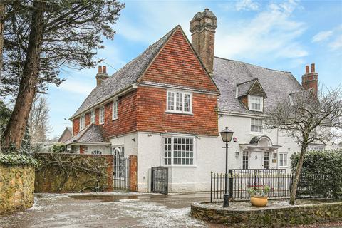 2 bedroom end of terrace house to rent, High Street, Limpsfield, Oxted, Surrey, RH8