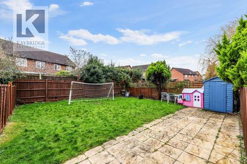 38 Wolsey Close, Worcester Park, KT4 7EF