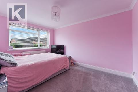 38 Wolsey Close, Worcester Park, KT4 7EF