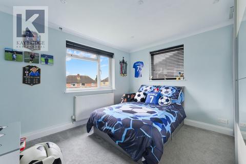 38 Wolsey Close, Worcester Park, KT4 7EF