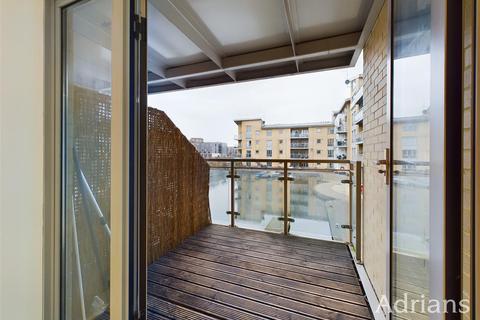 74 Lockside Marina, Chelmsford, CM2 6HF