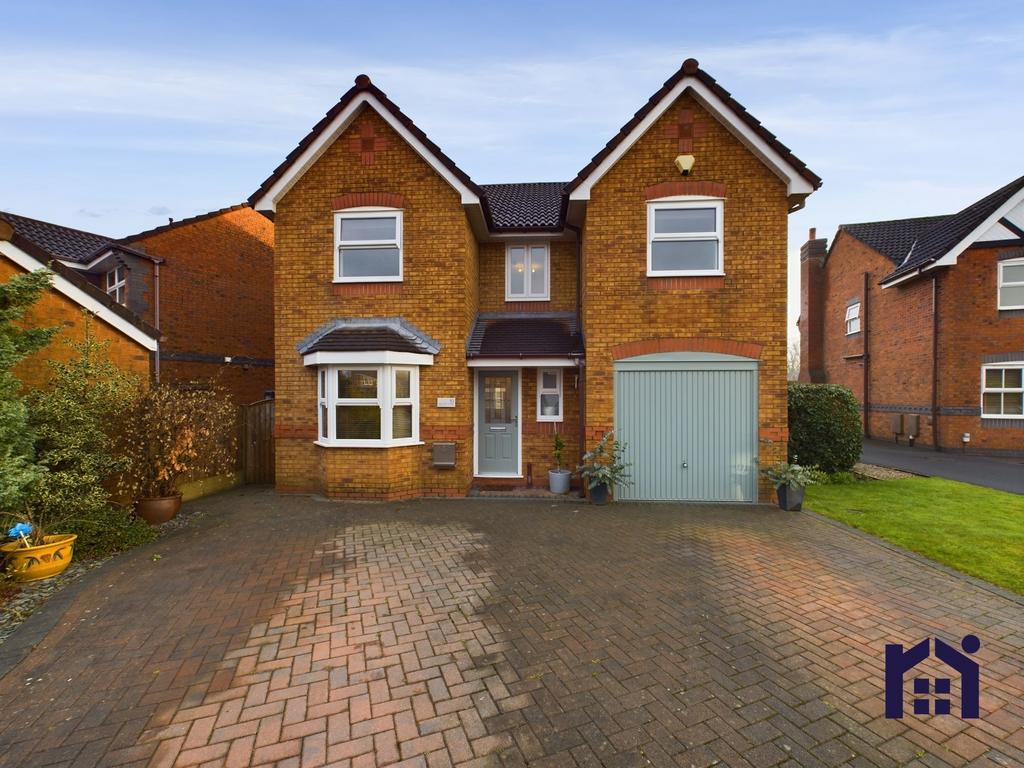 Mimosa Close, Chorley, PR7 1BT 4 bed detached house for sale £375,000