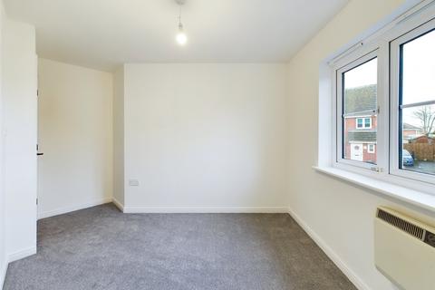32 Tolsey Gardens, Tuffley, Gloucester, GL4 0DR