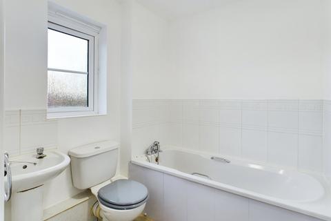 32 Tolsey Gardens, Tuffley, Gloucester, GL4 0DR
