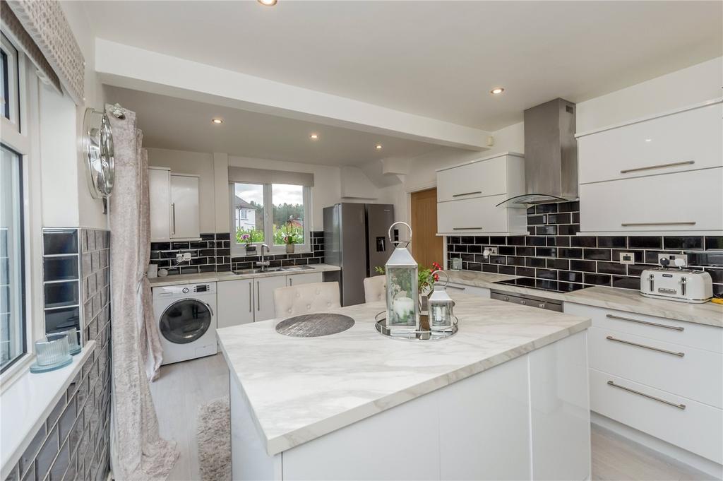 Stead Road, East Bierley, Bradford, BD4 3 bed semidetached house for