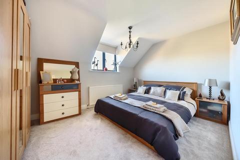2a Hill Road, Lewknor, Watlington, OX49 5TS