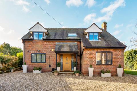 2a Hill Road, Lewknor, Watlington, OX49 5TS