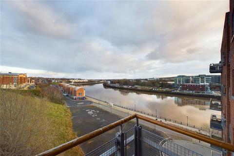 2 bedroom apartment for sale, Quayside, Newcastle Upon Tyne
