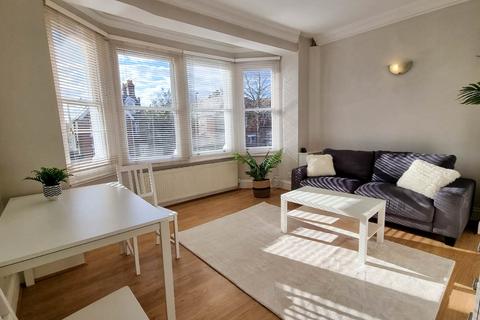 1 bedroom flat to rent, Twyford Avenue, West Acton, London, W3