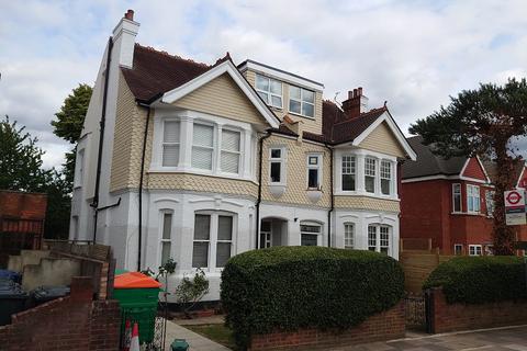 1 bedroom flat to rent, Twyford Avenue, West Acton, London, W3