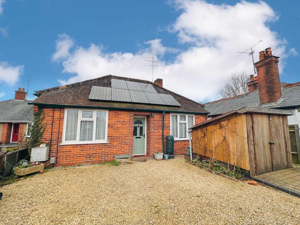 Honey Lane, Cholsey 2 bed bungalow for sale £399,950