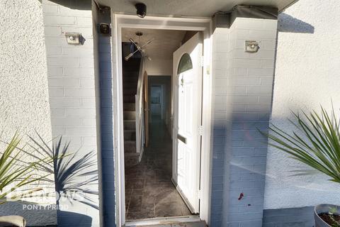 3 bedroom semi-detached house for sale, Hawthorn Crescent, Pontypridd