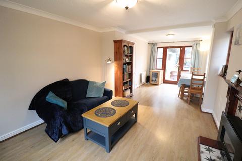 14 Celedon Close, Grays, RM16 6PZ