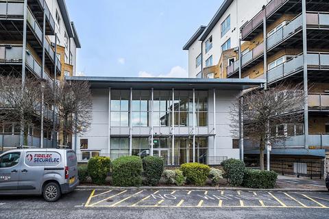 2 bedroom flat for sale - Catalonia Apartments, Watford WD18 7BL