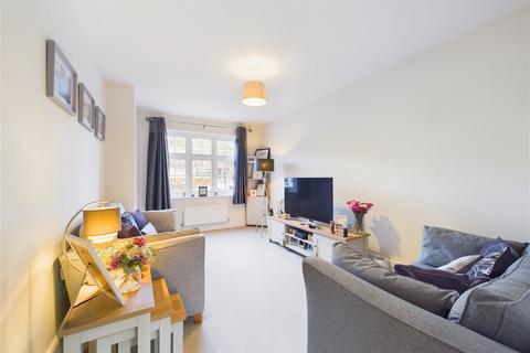 17 Higgins Lane, Burscough, Ormskirk, L40 7AZ