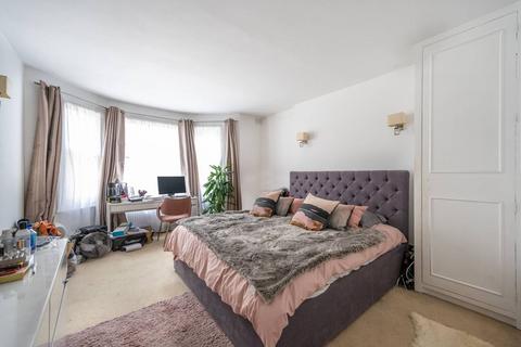 3 bedroom flat for sale, Randolph Avenue, Maida Vale, London, W9