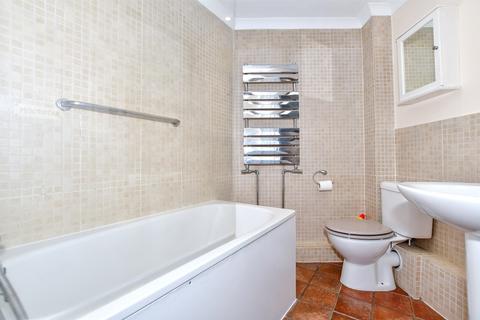 59 Baker Street, Burham, Rochester, ME1 3RZ