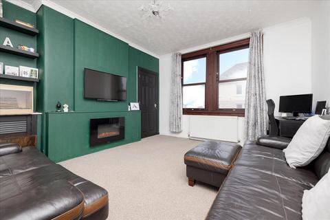 39 Birkenside, Gorebridge, EH23 4JB