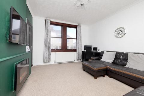 39 Birkenside, Gorebridge, EH23 4JB