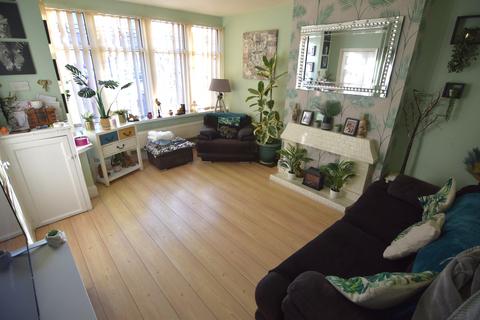3 bedroom end of terrace house for sale, Fordway Avenue, Blackpool FY3