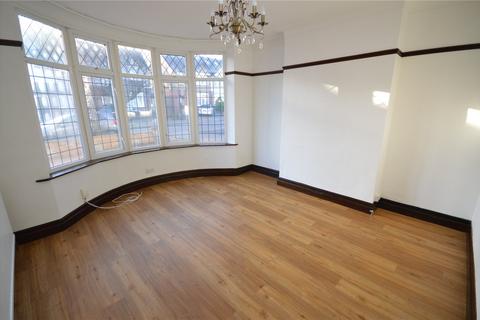 undefined, Alexandra Avenue, Luton, Bedfordshire, LU3