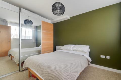1 bedroom apartment for sale, at Willow House, Dragonfly Place, London SE4