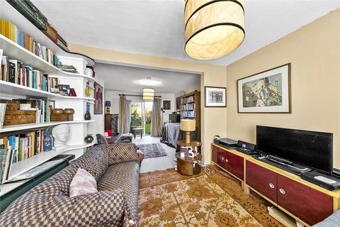 23 Twining Avenue, Twickenham, TW2 5LL